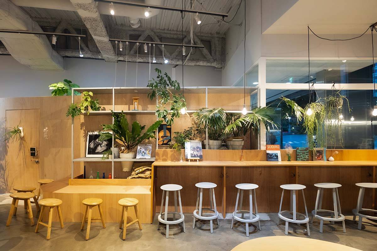 SR Coffee Roaster & Bar